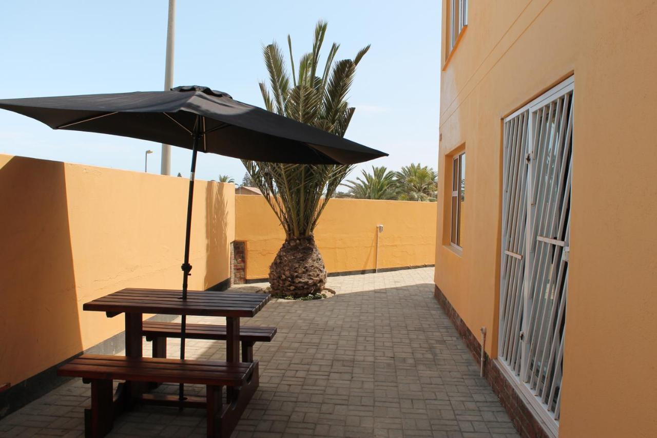 سواكوبموند The Timeless Way Self Catering Accommodation المظهر الخارجي الصورة