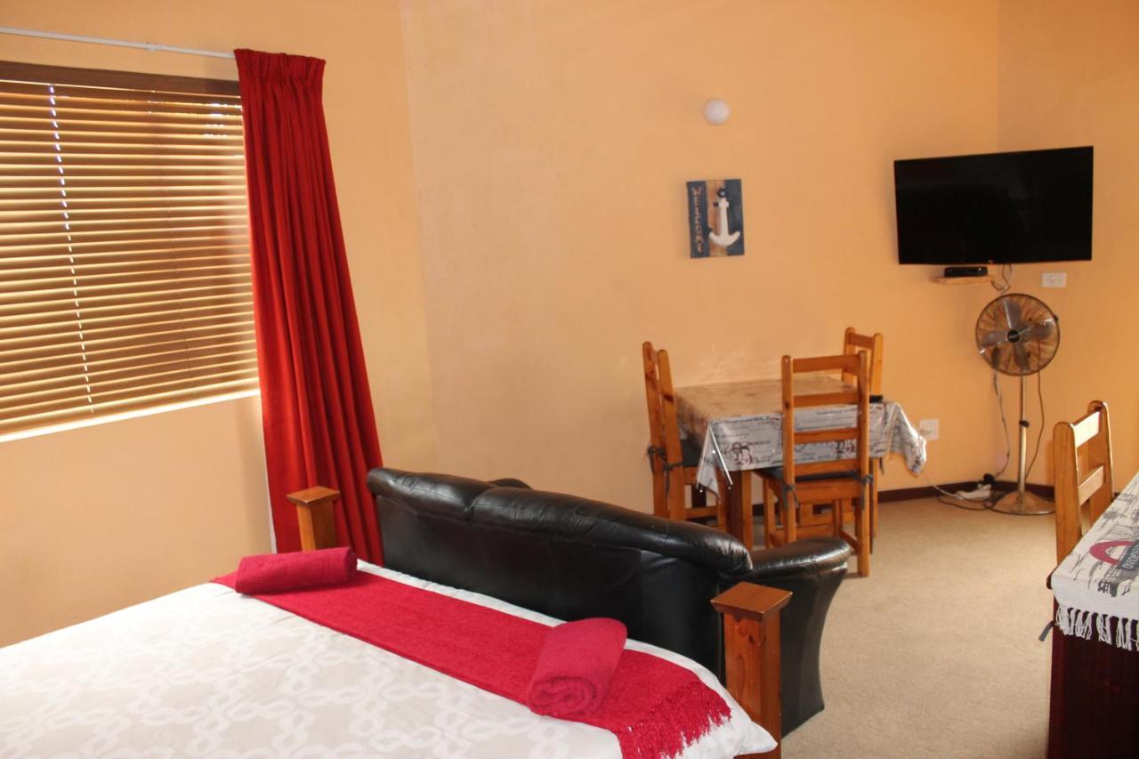 سواكوبموند The Timeless Way Self Catering Accommodation المظهر الخارجي الصورة